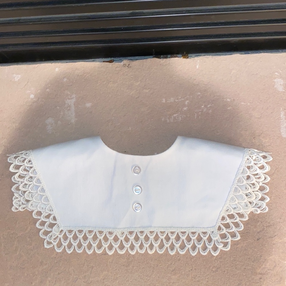 ILGWU Button Close Cotton and Lace Collar Vintage Made in USA
